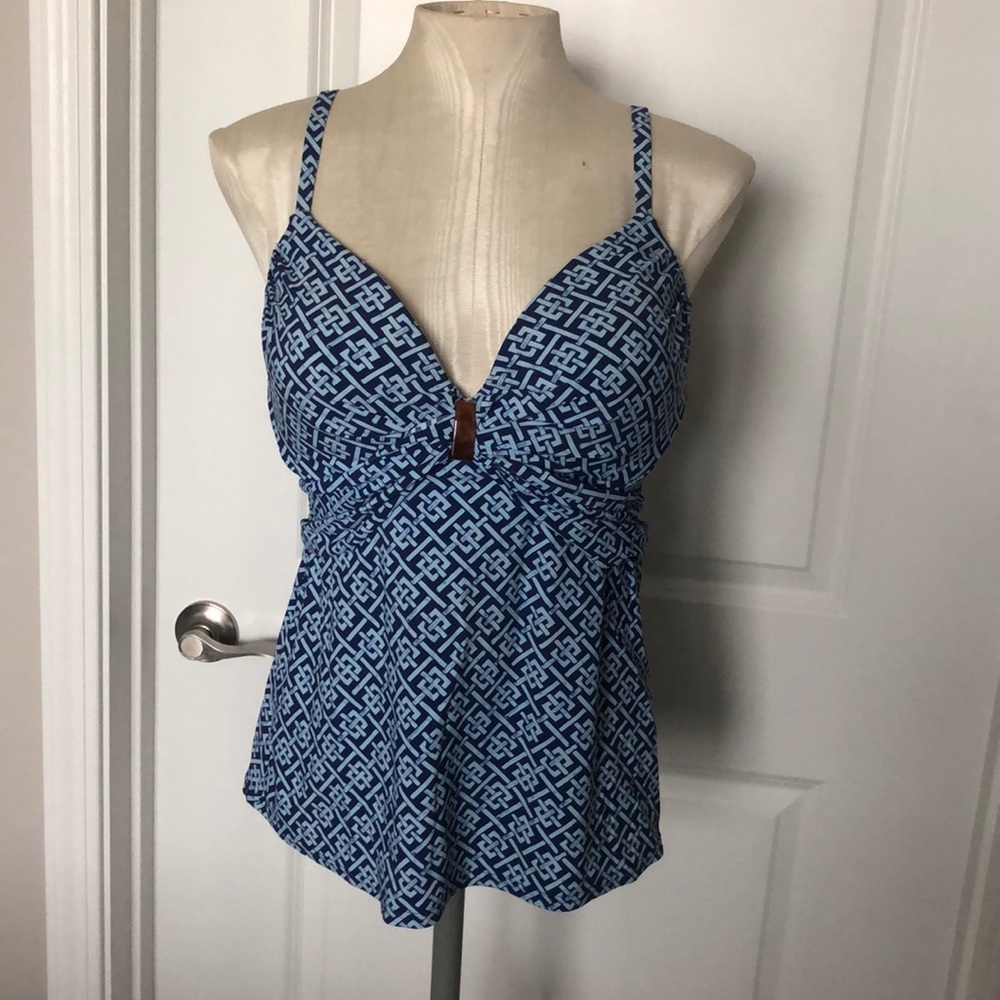 Lands’ Underwire Tankini Top 12L